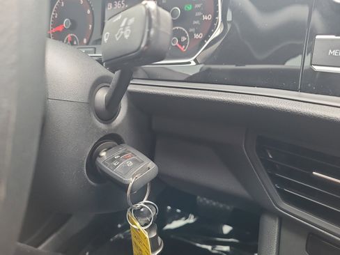 Used 2020 Volkswagen Jetta S w/ Driver Assistance Package image 28