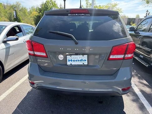 Used 2019 Dodge Journey SE w/ Connectivity Group FWD image 10