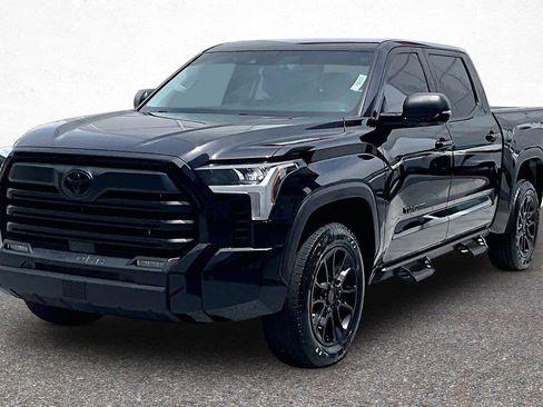 Used 2024 Toyota Tundra SR5 w/ SR5 Premium Package AWD/4WD image 4