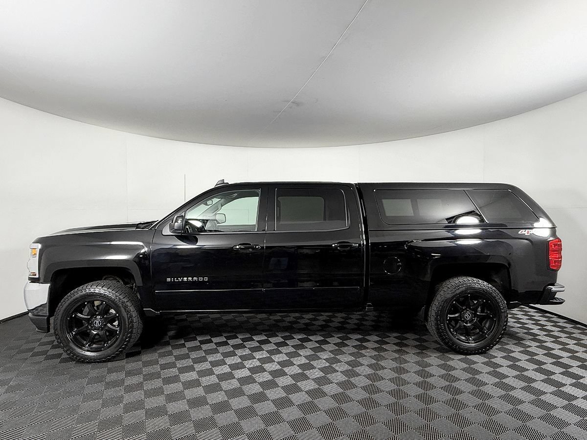 Used 2017 Chevrolet Silverado 1500 LT w/ All Star Edition AWD/4WD image 18