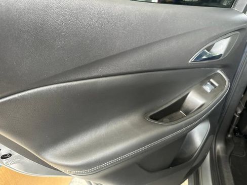 Used 2023 Buick Encore GX Select w/ Sport Touring Package FWD image 53