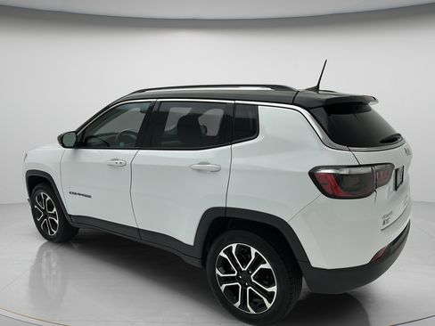 Used 2022 Jeep Compass Limited AWD/4WD image 4
