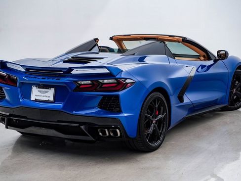 Used 2022 Chevrolet Corvette Stingray Premium Conv w/ Z51 Performance Package image 13