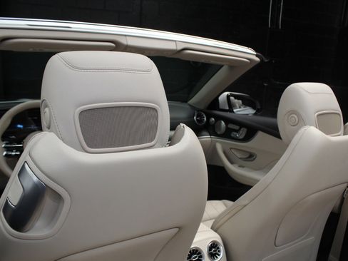 Used 2023 Mercedes-Benz E 450 Cabriolet image 42
