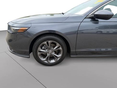 Used 2023 Honda Accord EX image 19