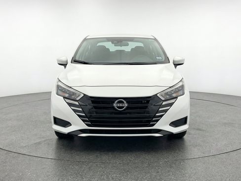 Used 2025 Nissan Versa SV w/ Trunk Package FWD image 2