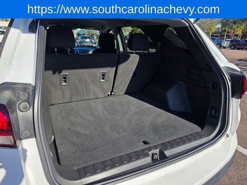 Used 2022 Chevrolet Equinox LT image 33