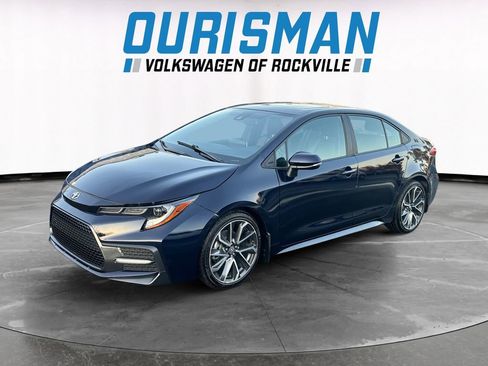 Used 2021 Toyota Corolla XSE image 2