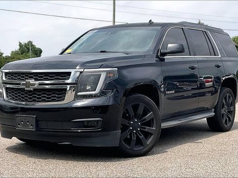 Used 2015 Chevrolet Tahoe LT RWD image 3