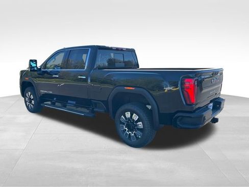 New 2026 GMC Sierra 2500 Denali w/ Denali Reserve Package AWD/4WD image 3