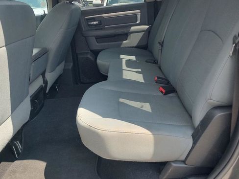 Used 2020 RAM 1500 Classic SLT AWD/4WD image 19