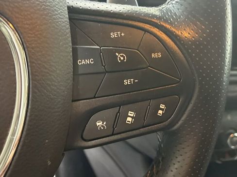 Used 2024 Dodge Durango GT AWD/4WD image 16