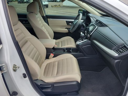 Used 2019 Honda CR-V LX image 17
