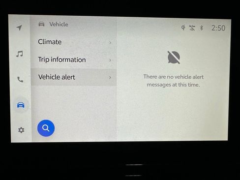 Used 2025 Toyota Highlander XLE image 36