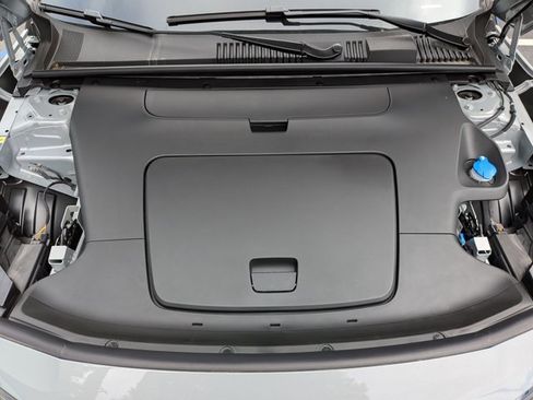 New 2026 Volvo EX30 Plus w/ Protection Package image 18