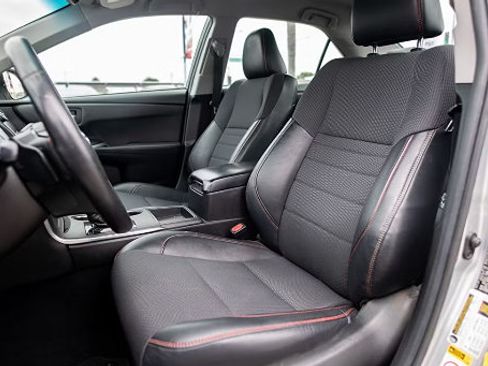 Used 2016 Toyota Camry SE FWD image 15