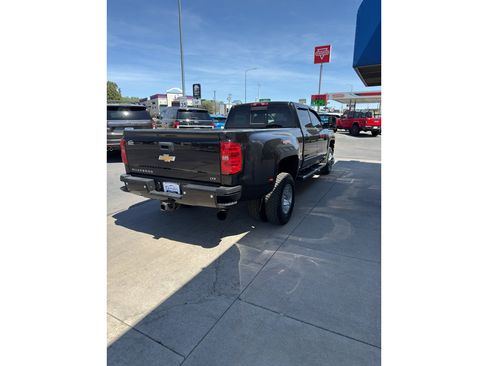 Used 2016 Chevrolet Silverado 3500 LTZ w/ Duramax Plus Package AWD/4WD image 5