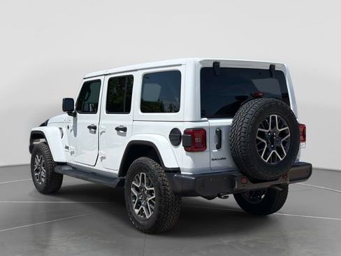 New 2026 Jeep Wrangler Unlimited Sahara AWD/4WD image 6