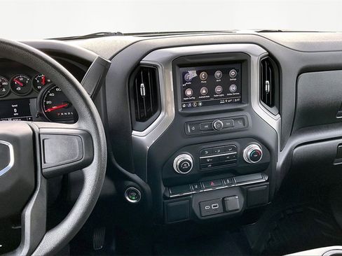 Used 2024 GMC Sierra 2500 Pro image 6