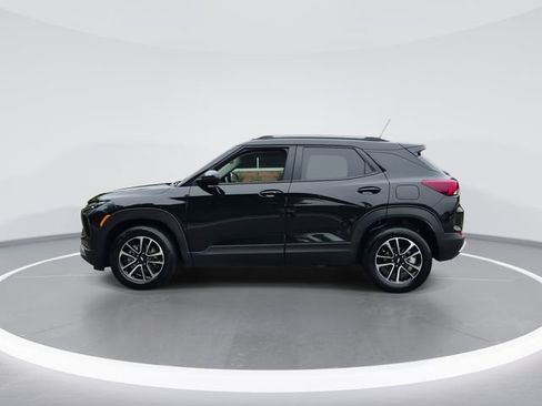 Used 2025 Chevrolet TrailBlazer LT FWD image 5