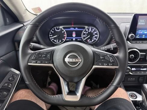 Used 2025 Nissan Sentra SR FWD image 24