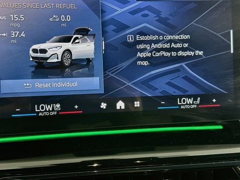 Used 2026 BMW X2 xDrive28i AWD/4WD image 23