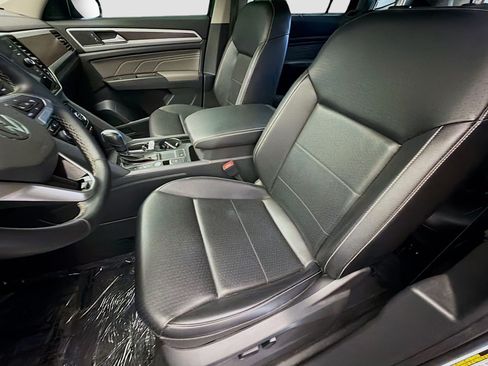 Used 2022 Volkswagen Atlas SE FWD image 11