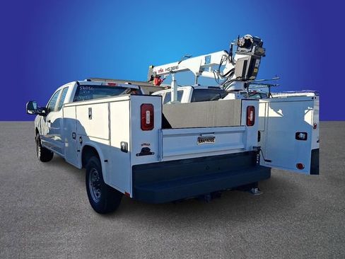 New 2024 Ford F250 XL w/ XL Chrome Package RWD image 2