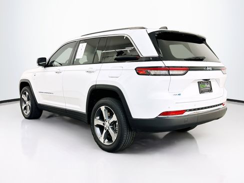 Used 2023 Jeep Grand Cherokee 4WD 4xe image 5