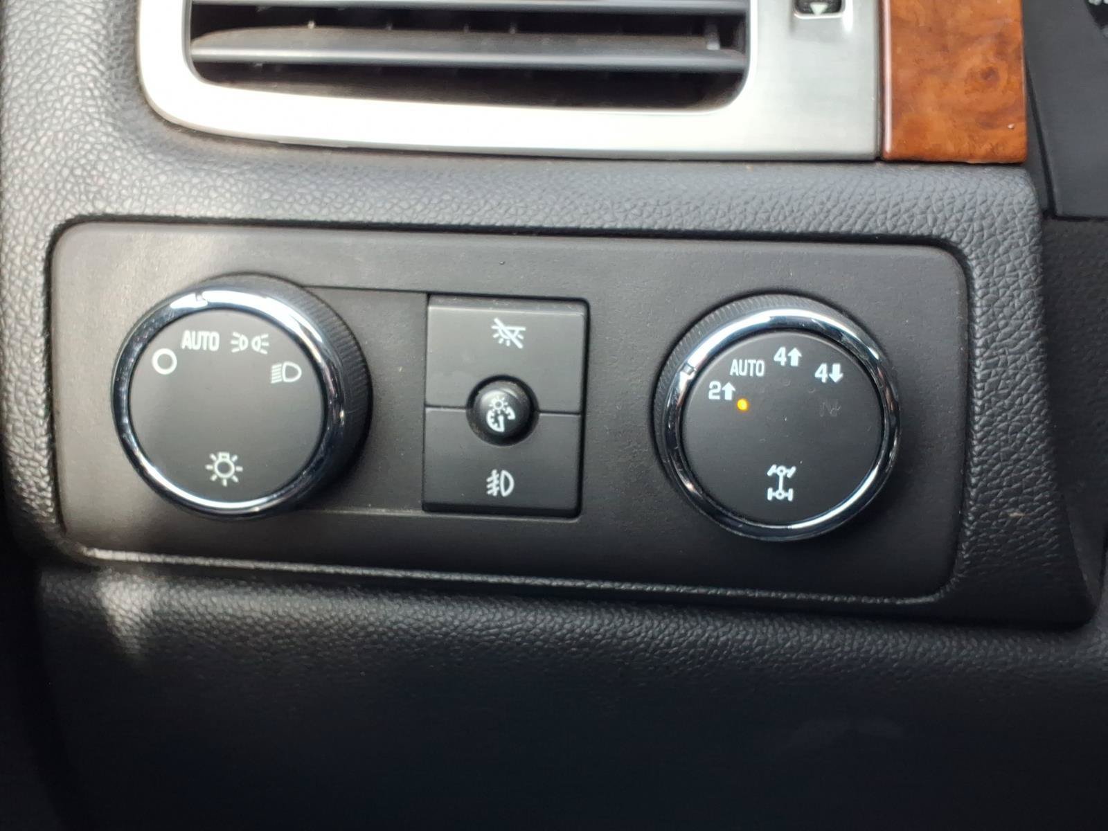 Used 2007 Chevrolet Avalanche 4x4 image 26
