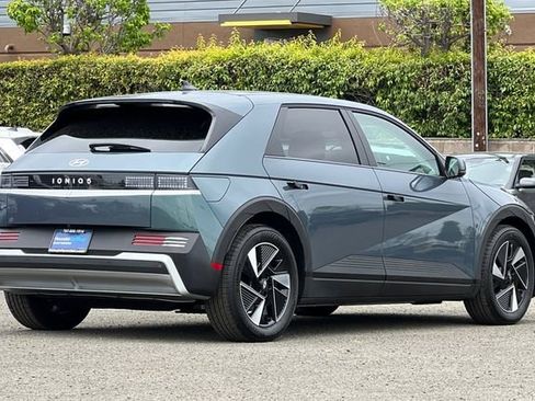Certified 2026 Hyundai Ioniq 5 SEL RWD image 5