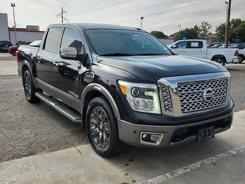 Used 2017 Nissan Titan Platinum Reserve RWD image 4