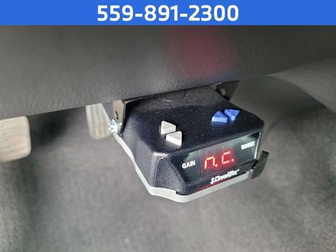 Used 2020 Chevrolet Silverado 1500 Custom Trail Boss w/ Custom Convenience Package AWD/4WD image 19