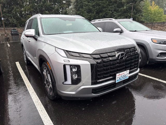 Used 2023 Hyundai Palisade SEL AWD/4WD image 2