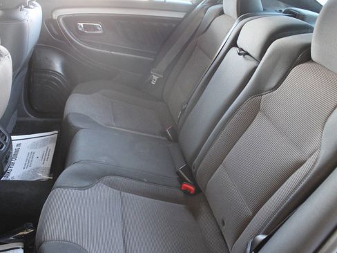 Used 2017 Ford Taurus SEL image 14