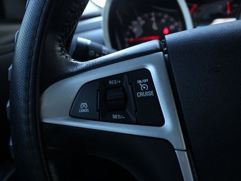 Used 2017 Chevrolet Equinox LT w/ Sport Edition image 9