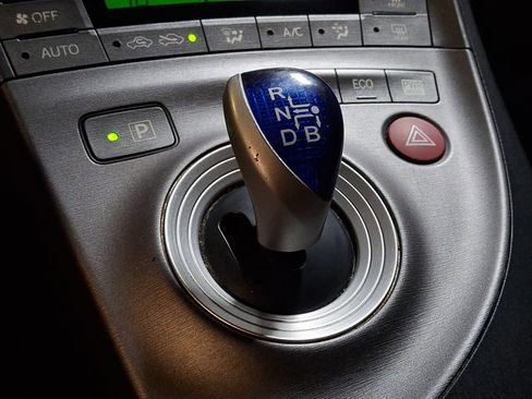 Used 2012 Toyota Prius Three image 14