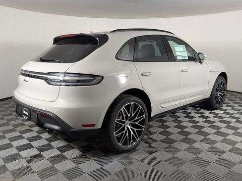 New 2026 Porsche Macan AWD/4WD image 7