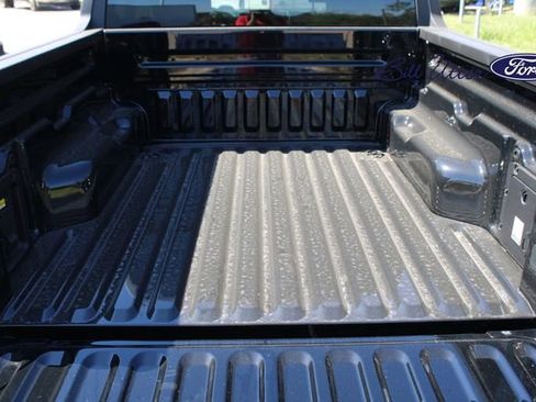 New 2025 Ford Maverick XLT w/ XLT Luxury Package image 6