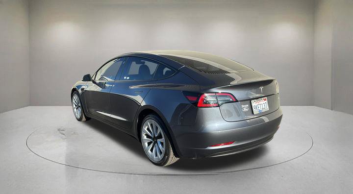 Used 2023 Tesla Model 3 Standard Range RWD image 4