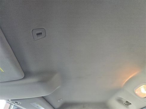 Used 2018 RAM 3500 Tradesman w/ Power & Remote Entry Group image 27