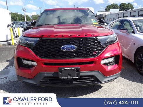 Used 2022 Ford Explorer ST w/ Equipment Group 401A AWD/4WD image 2