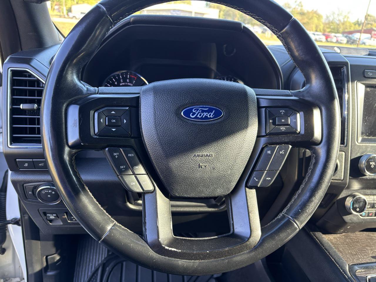 Used 2019 Ford Expedition Max Limited AWD/4WD image 11