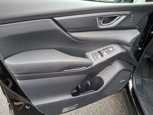 New 2025 Subaru Ascent Limited image 12