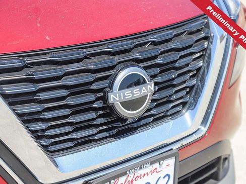 Used 2023 Nissan Rogue SV FWD image 5