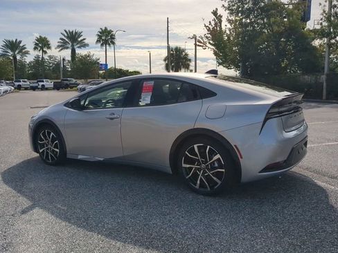 New 2026 Toyota Prius Plug-In Hybrid FWD image 6