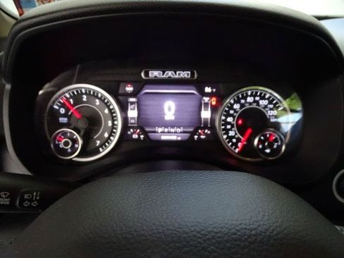 Used 2020 RAM 1500 Big Horn AWD/4WD image 16
