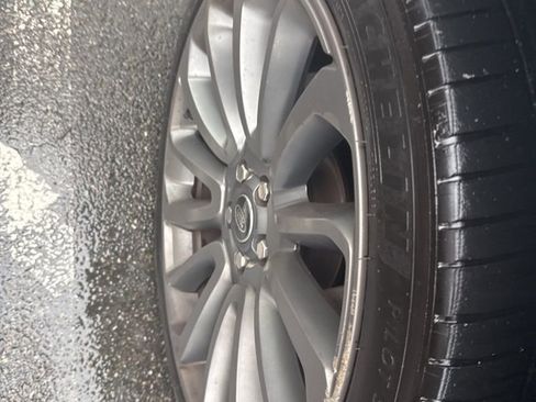 Used 2016 Land Rover Range Rover Supercharged image 11