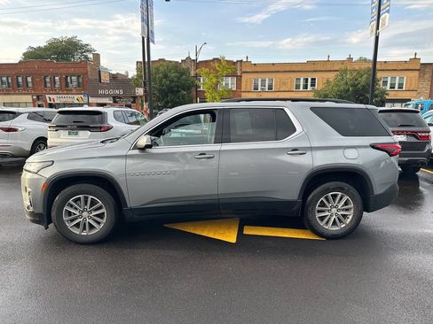 Used 2023 Chevrolet Traverse LT FWD image 5