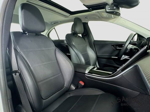 Used 2023 Mercedes-Benz C 300 Sedan image 34